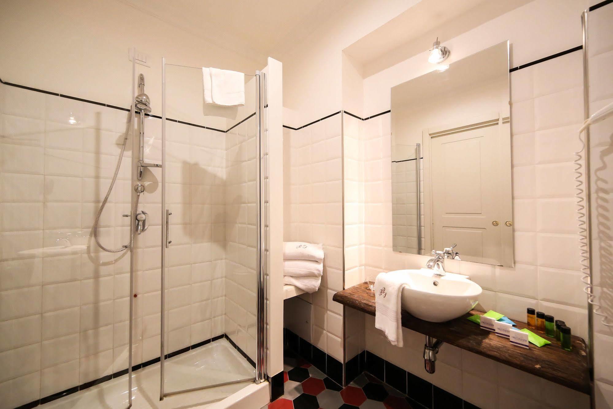 Palazzo Riario Sforza Hotel Napoli Eksteriør billede