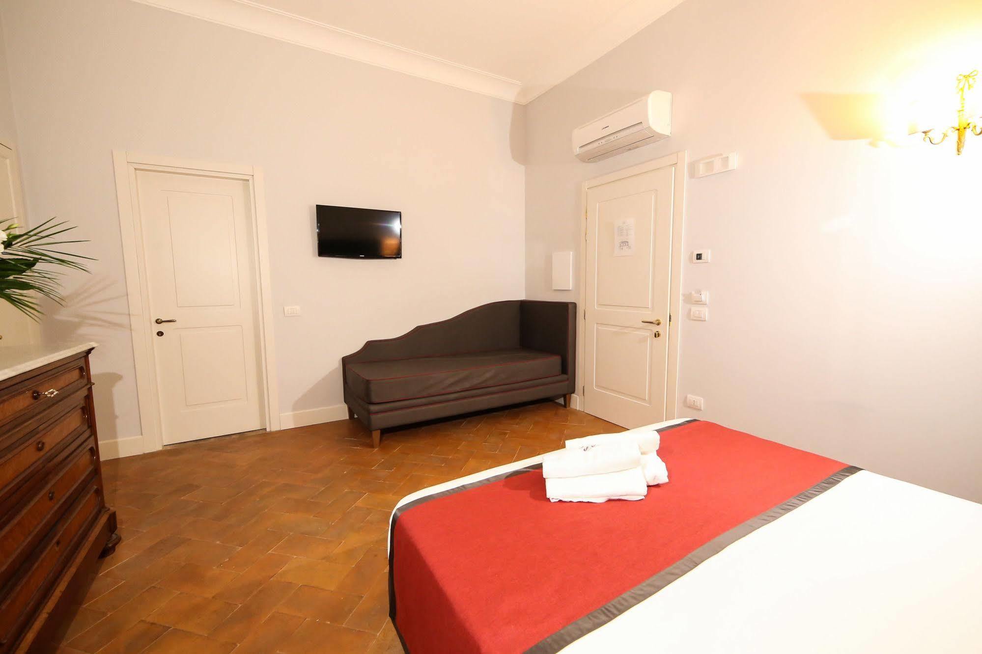 Palazzo Riario Sforza Hotel Napoli Eksteriør billede