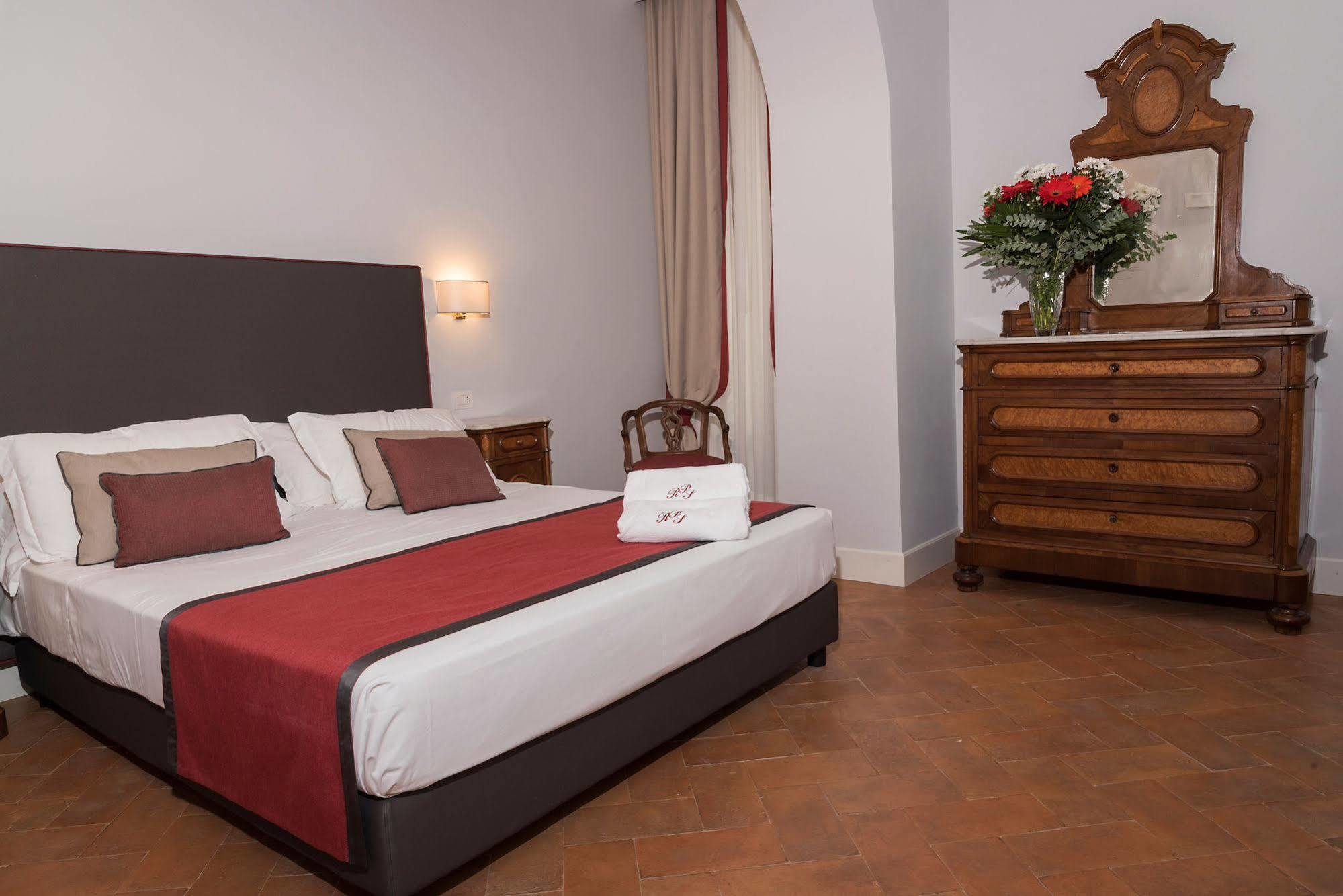 Palazzo Riario Sforza Hotel Napoli Eksteriør billede