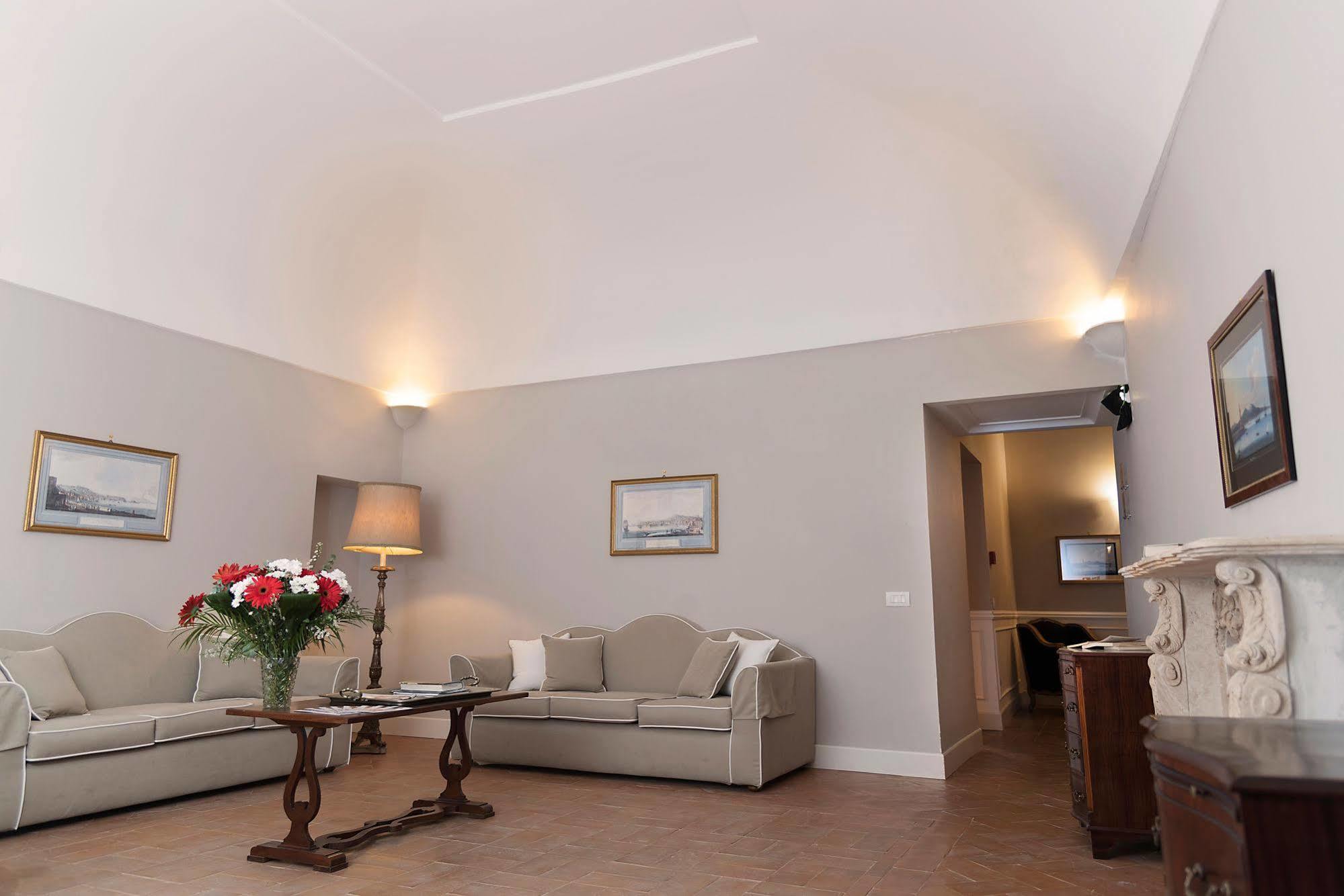 Palazzo Riario Sforza Hotel Napoli Eksteriør billede