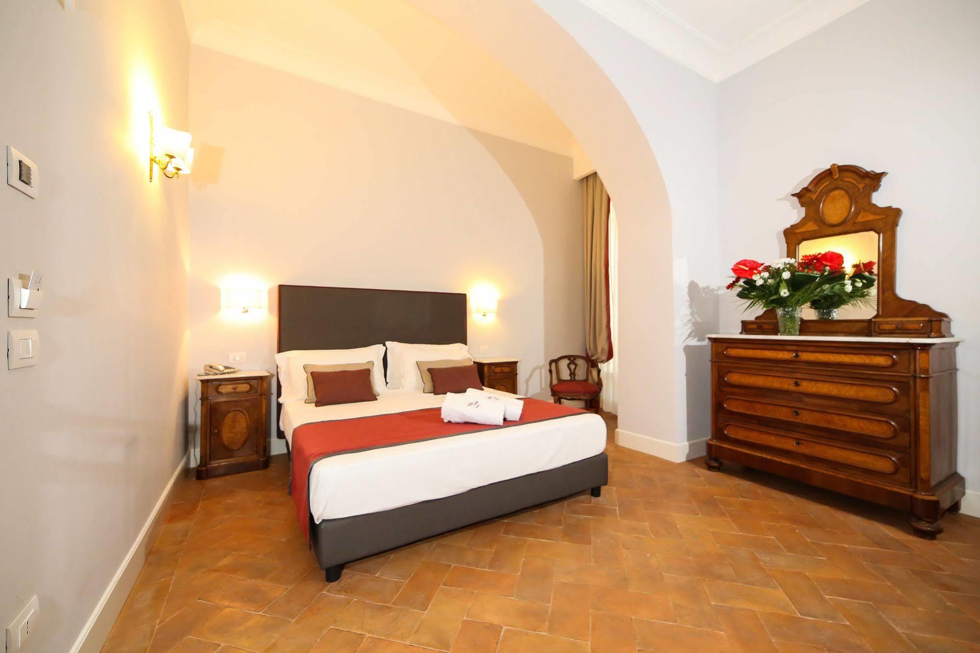 Palazzo Riario Sforza Hotel Napoli Eksteriør billede