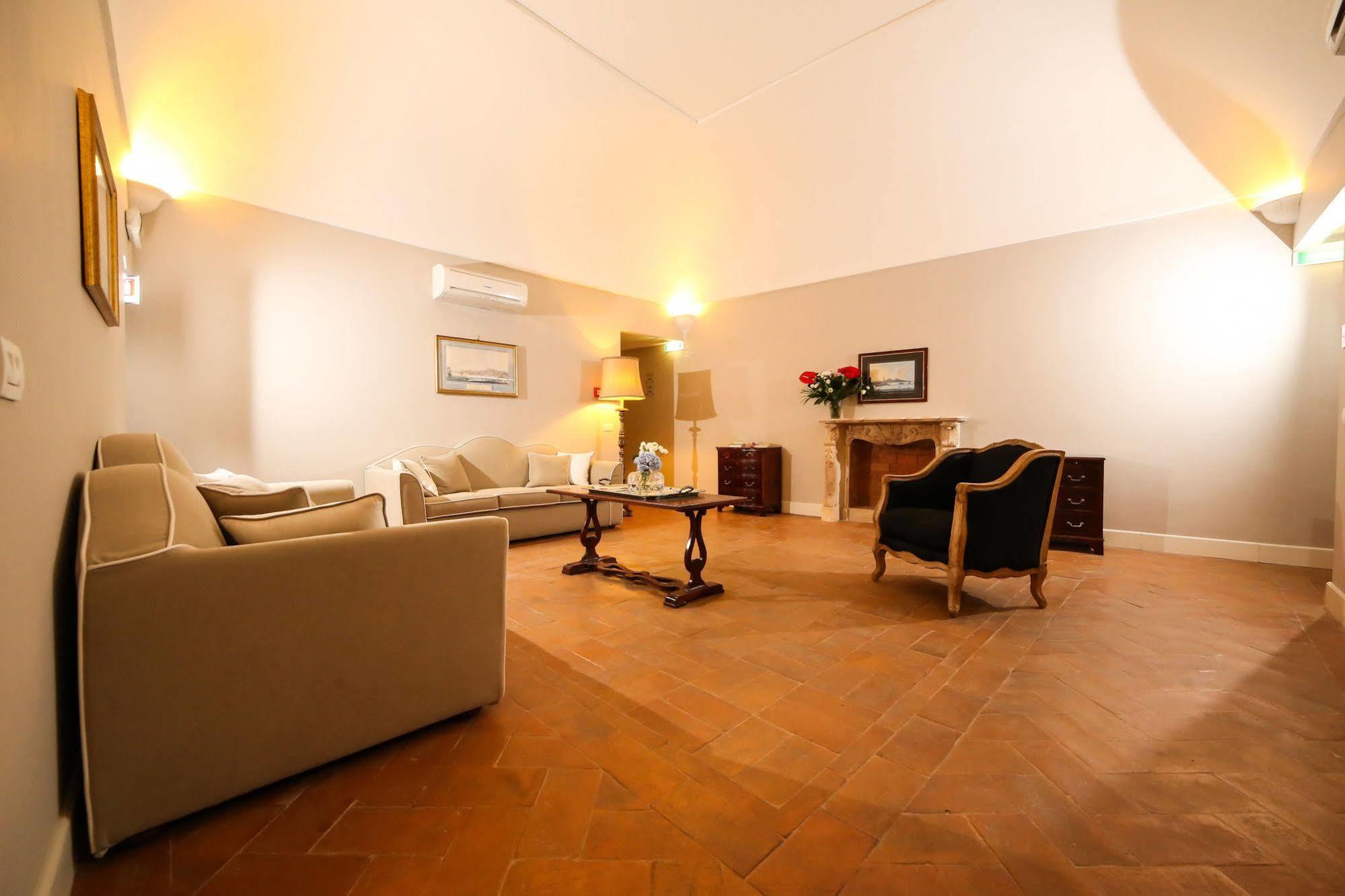 Palazzo Riario Sforza Hotel Napoli Eksteriør billede